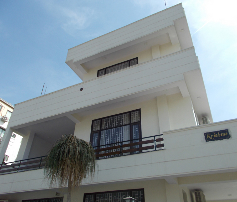 20-3-24 residencedhuleshwargarden.jpg